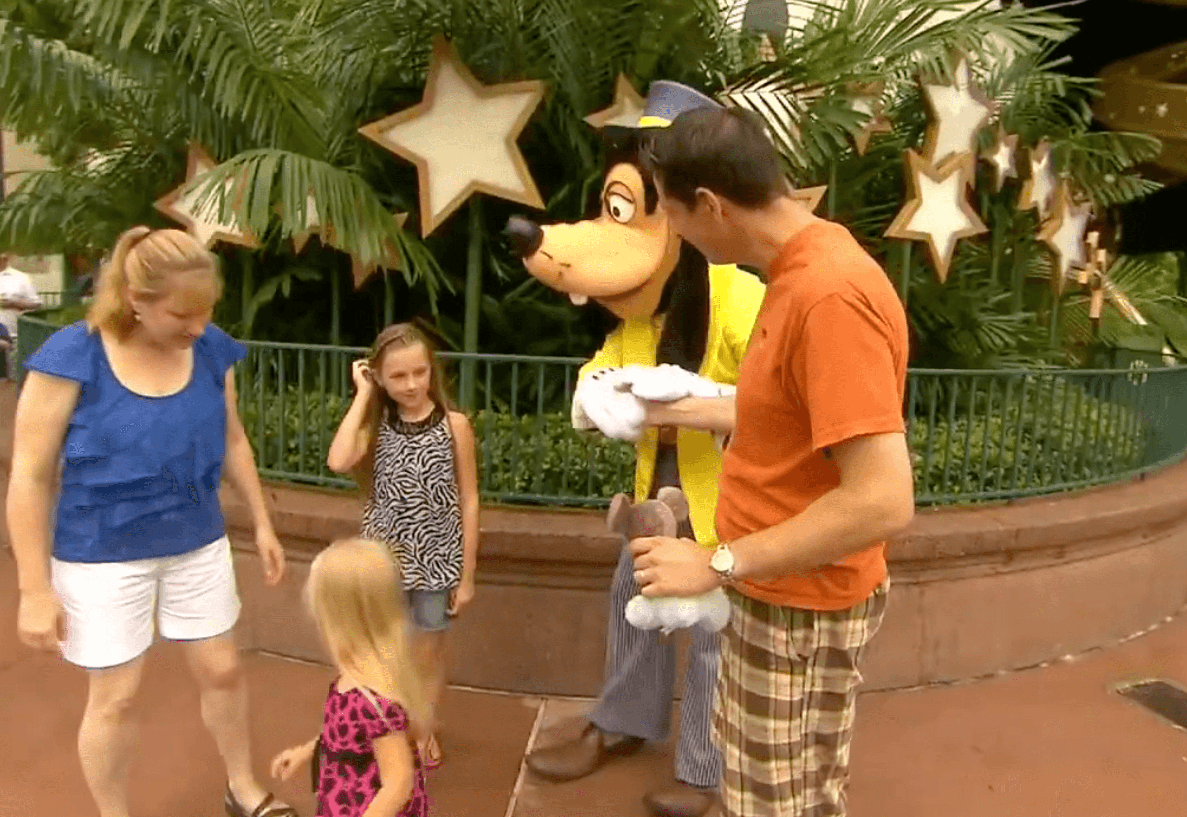 Charlotte to Disney with the grandparents — Griswold family road trip