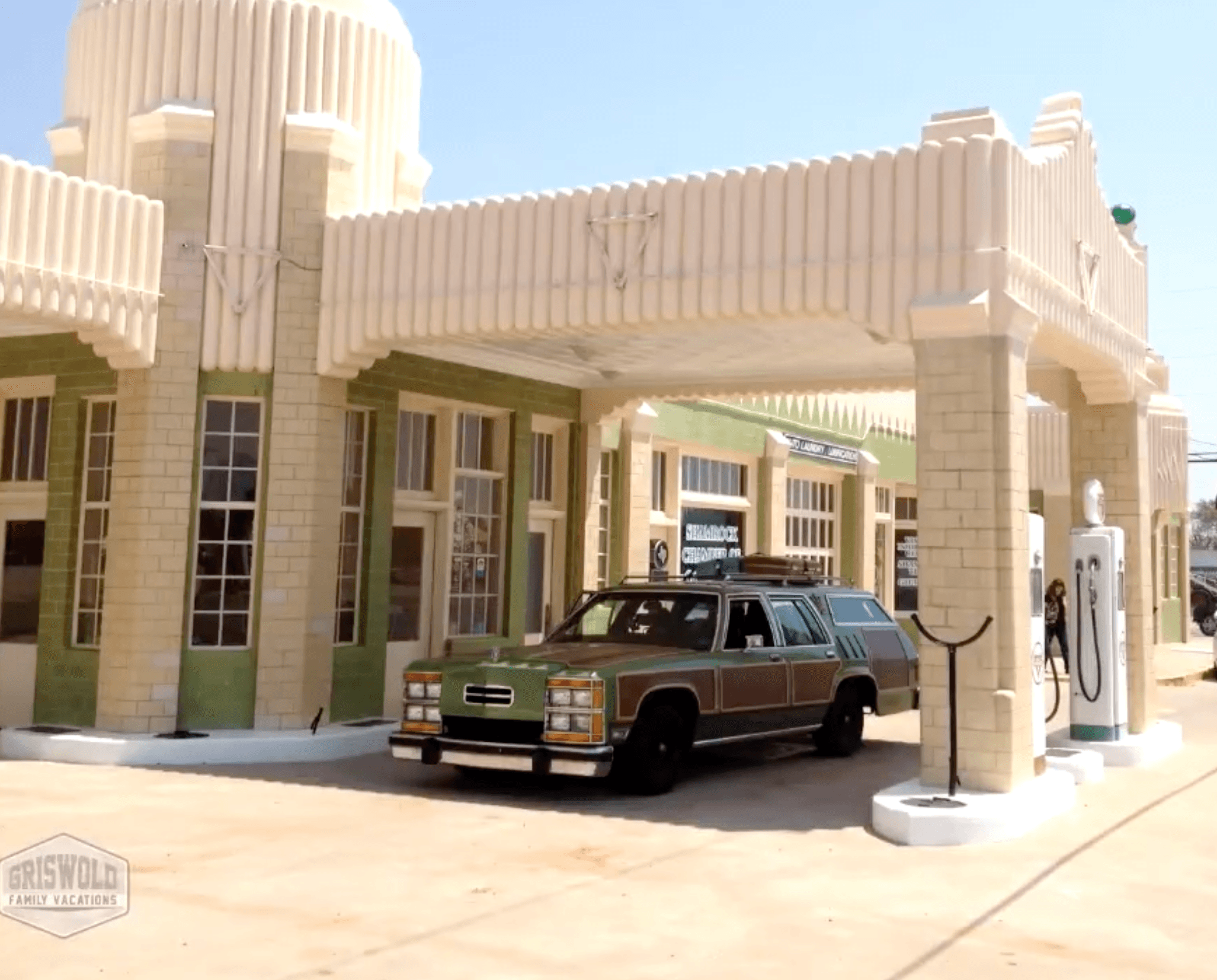 Retro roadtrip icons — Griswold family road trip