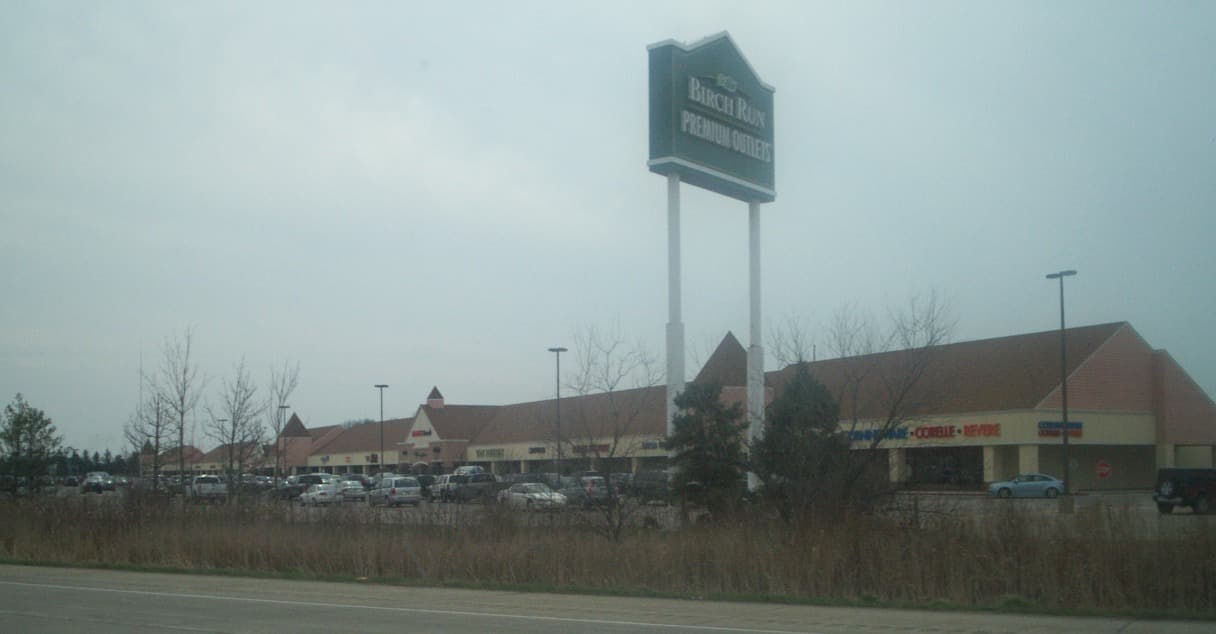 Birch Run Premium Outlets