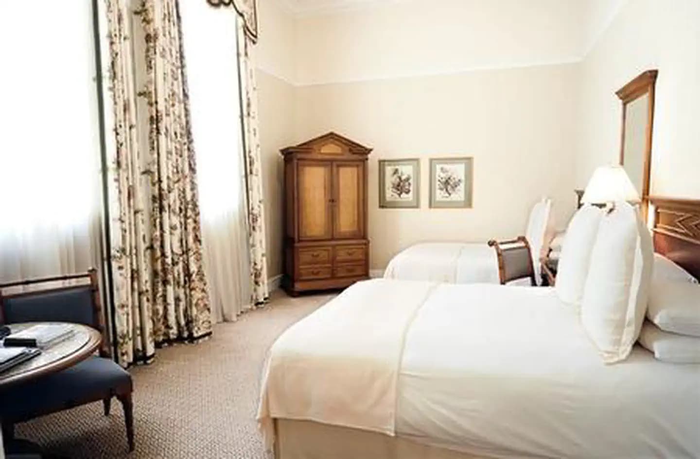Capital Hotel — photo 2