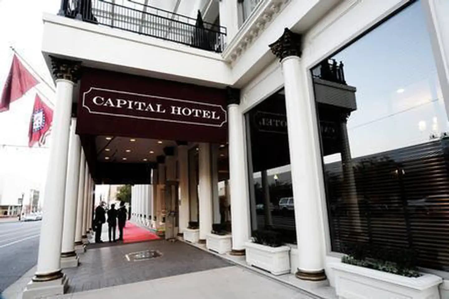 Capital Hotel — photo 3